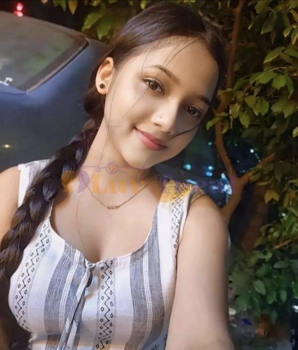 ROOM SERVICE HOTEL SERVICE GENUINE CALL GIRL 